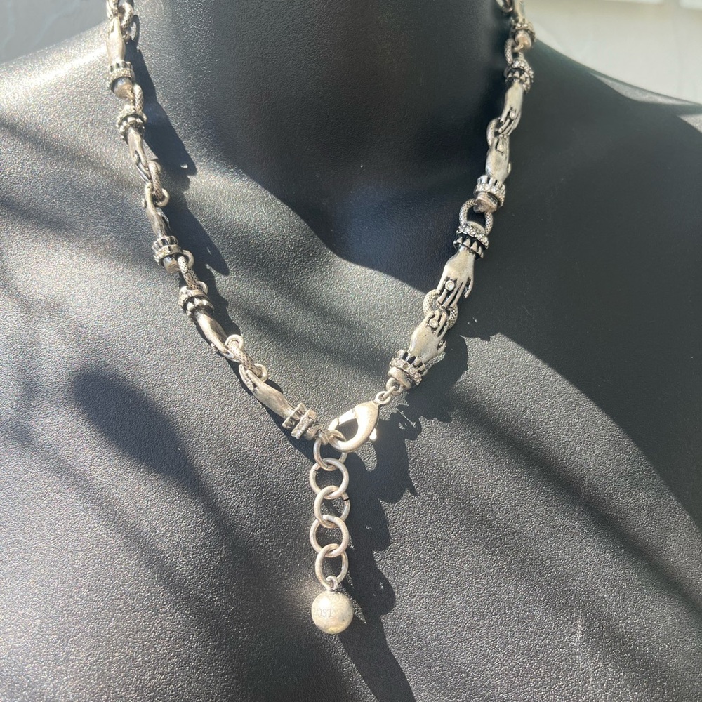 Beautiful rare find sterling silver necklace